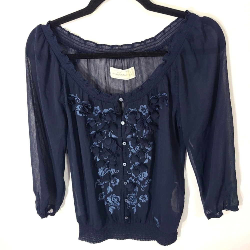 Abercrombie & Fitch NY Women's Size Small S Navy Blue Blouse Flower Embroidery
